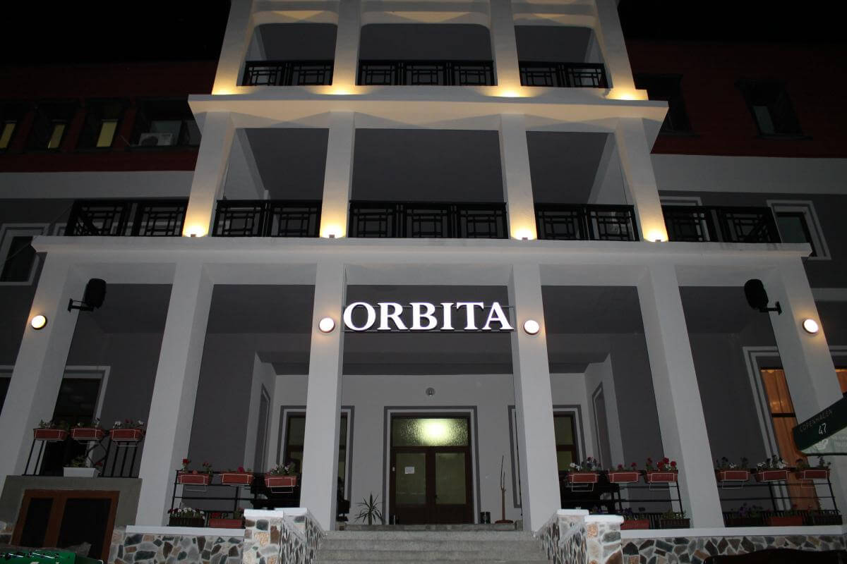Хотел Орбита